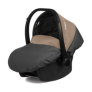 Découvrez le contenu du PACK TRIO Trippy Premium 3 assises + 3 nacelles + 3 coques : complet pour l'arrivée des bébés CONTENU DU PACK TRIO :3 assises 3 nacelles 3 coques Couvre-jambes et canopy inclusL’AVIS DE LILO JUMEAUX : La Poussette Triple Trippy Premium de TRIPPY est le compagnon idéal pour les familles avec des jumeaux, triplés ou enfants d’âges rapprochés, offrant une facilité de manœuvre incroyable tout en garantissant le confort de vos petits trésors. LES CARACTÉRISTIQUES : Le PACK TRIO Trippy Premium 3 assises + 3 nacelles + 3 coques est conçu pour répondre aux besoins spécifiques des familles nombreuses. Grâce à son ingénieux système de pliage, elle se range facilement dans votre coffre, vous permettant ainsi de profiter de vos sorties en toute sérénité. En effet, chaque détail a été pensé pour faciliter votre quotidien. Les sièges sont inclinables, permettant à votre enfant de s'endormir paisiblement lors de vos promenades, tout en étant enveloppés dans un cocon de confort. De plus, le harnais de sécurité à cinq points assure que vos petits aventuriers restent bien en place, tout en étant facile à ajuster en fonction de leur taille. Imaginez-vous, lors d’une balade au parc, savourant ces moments de complicité tout en sachant que vos enfants sont en sécurité. Ce produit ne se contente pas d’être pratique, il devient un véritable allié dans votre quotidien, vous offrant des instants de bonheur partagé et une tranquillité d’esprit inestimable.La Poussette Triple Trippy Premium est également équipée de grandes roues tout-terrain, ce qui vous permet d’explorer différents types de surfaces sans aucun souci. Que ce soit dans un parc, sur un chemin de terre ou même en ville, elle vous accompagne aisément. Grâce à son design ergonomique, vous pourrez la manœuvrer la poussette d’une seule main, vous permettant ainsi de garder l’autre main libre pour tenir la main d’un enfant ou porter un sac. Ainsi, chaque sortie devient un moment de joie et de découverte, sans le stress des imprévus. DIMENSIONS ET POIDS de la Poussette Triple Trippy Premium avec 3 assises&nbsp;: Poids : 13,9 kg Utilisable dès : Naissance / 15 kg par siège Dimensions plié : 110 cm (L) x 45 cm (l) x 70 cm (H) Dimensions déplié : 155 cm (L) x 83 cm (l) x 140 cm (H) Largeur : 83 cm Matériaux : Aluminium léger, polyester respirant et facile à nettoyerDIMENSIONS ET POIDS COQUE TRIPPY : Poids : 3,2 kg Utilisable dès : Naissance 0 - 13 KG (40-87 cm) Couvre-jambes inclus Conforme aux normes ECE-R129DIMENSIONS ET POIDS NACELLE TRIPPY : Poids : 13,9 kg Utilisable dès : Naissance -6 mois Dimensions plié :La nacelle peut être pliée et prend très peu de place Peut se positionner vers l´avant ou l´arrière sur le chassis Couvre-jambes et canopy inclus, Sac à langer, Protection pluie &amp; Moustiquaire Matériaux : Aluminium léger, polyester respirant et facile à nettoyerAvec le pack PACK TRIO Poussette Triple Trippy Premium 3 assises + 3 nacelles + 3 coques vous êtes assuré de ne pas sacrifier le confort pour la praticité. Pour découvrir davantage la poussette qui facilitera vos sorties en famille, n'hésitez pas à consulter la notice d’utilisation ou à visionner la démo du produit&nbsp;pour voir toutes ses fonctionnalités en action.Disponible en différents packs triplés :&nbsp; Nacelle : cliquez pour découvrir le pack&nbsp;nacelles Coques :&nbsp;cliquez ici pour découvrir le pack coquesLilo JumeauxFirst alt text